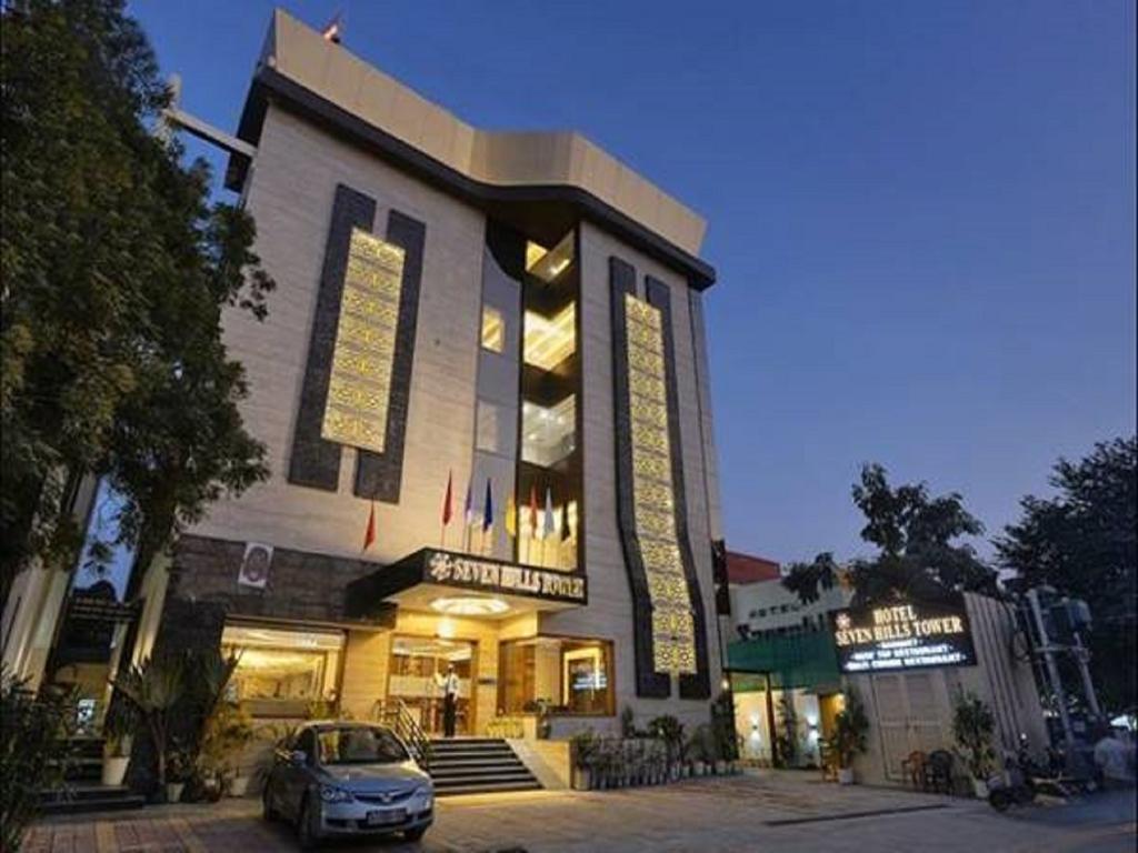 Hotel Seven Hills Tower Agra  Ngoại thất bức ảnh