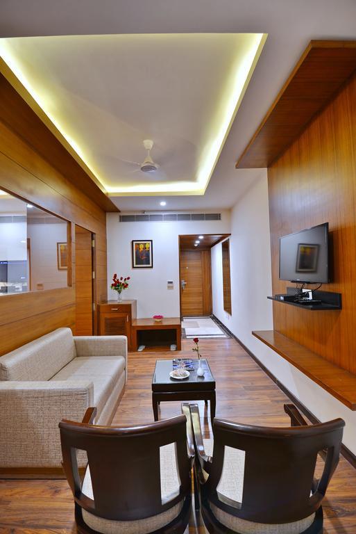 Hotel Seven Hills Tower Agra  Ngoại thất bức ảnh