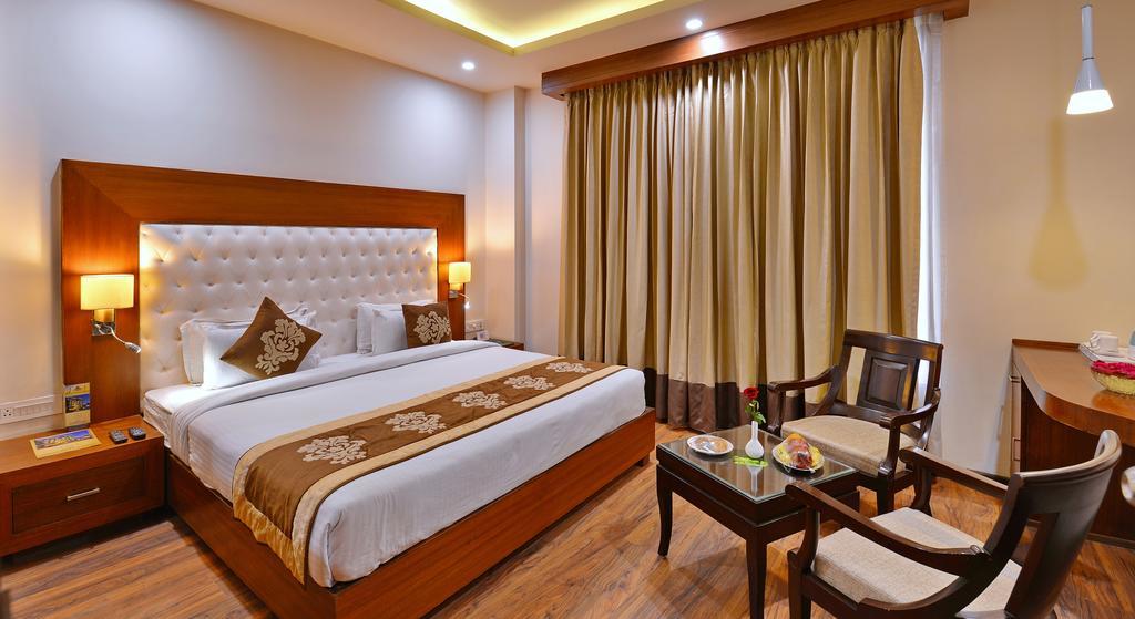 Hotel Seven Hills Tower Agra  Ngoại thất bức ảnh