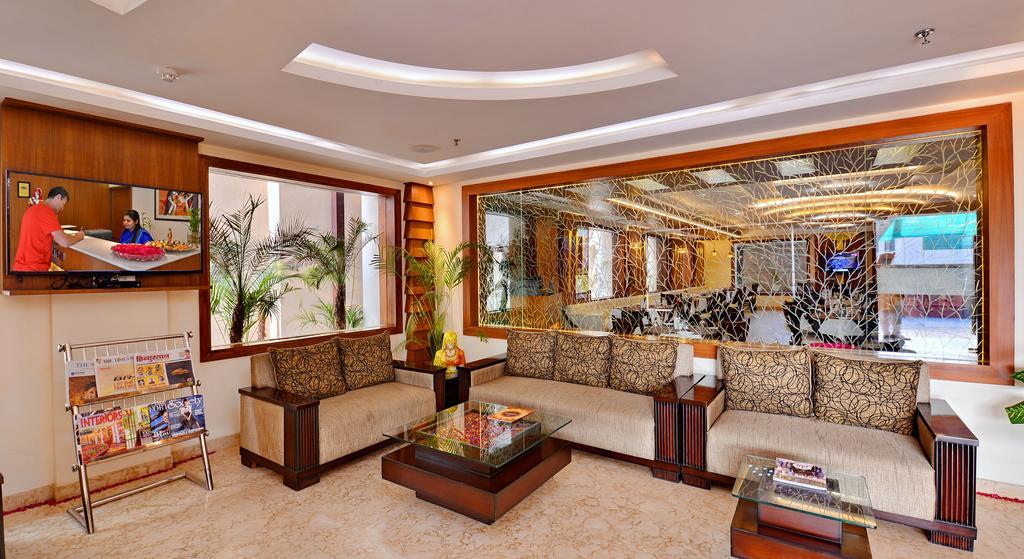 Hotel Seven Hills Tower Agra  Ngoại thất bức ảnh