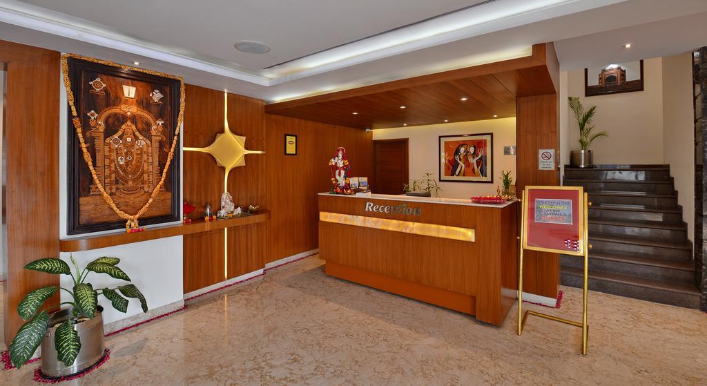Hotel Seven Hills Tower Agra  Ngoại thất bức ảnh