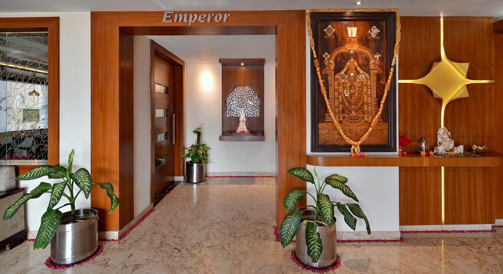 Hotel Seven Hills Tower Agra  Ngoại thất bức ảnh