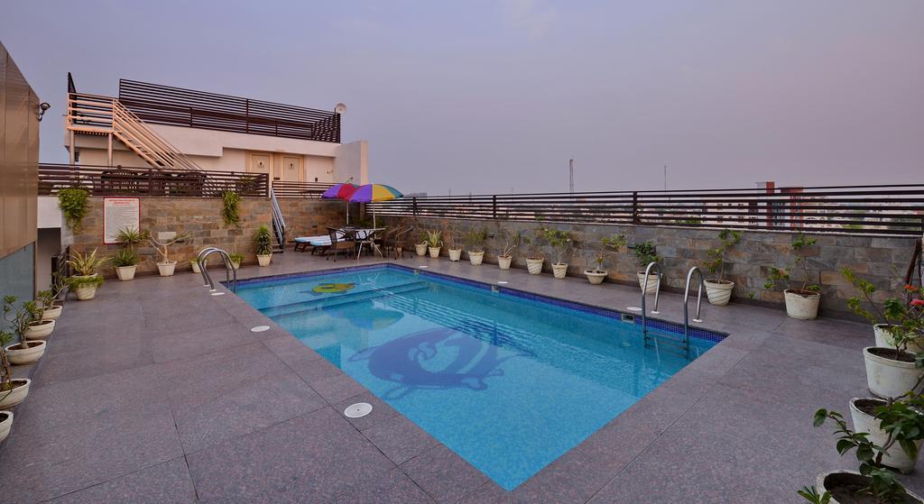 Hotel Seven Hills Tower Agra  Ngoại thất bức ảnh