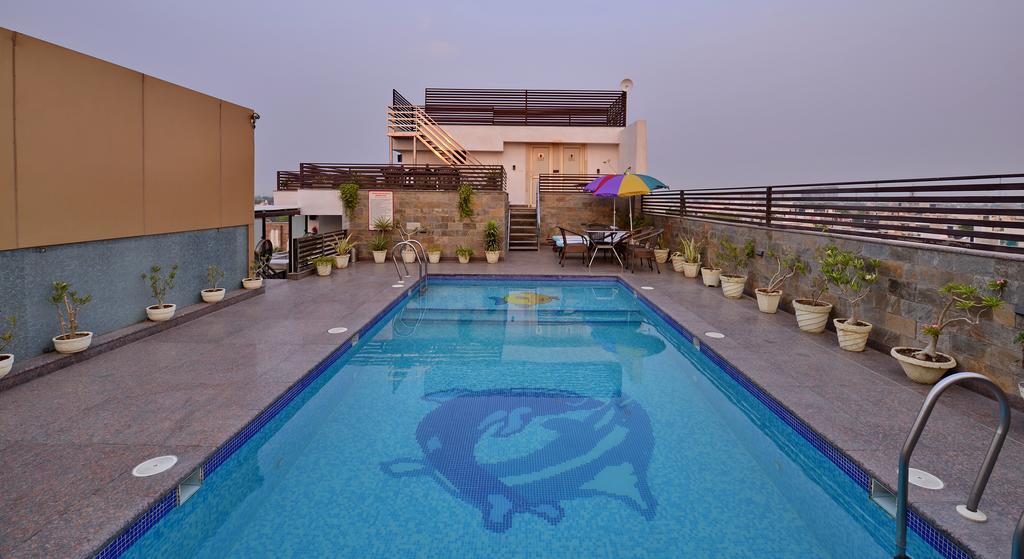 Hotel Seven Hills Tower Agra  Ngoại thất bức ảnh