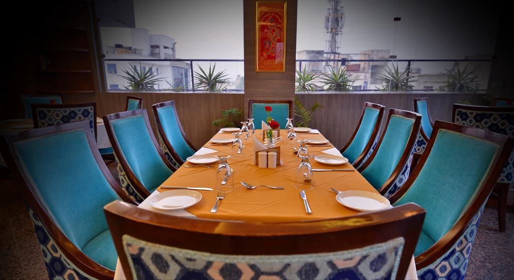 Hotel Seven Hills Tower Agra  Ngoại thất bức ảnh