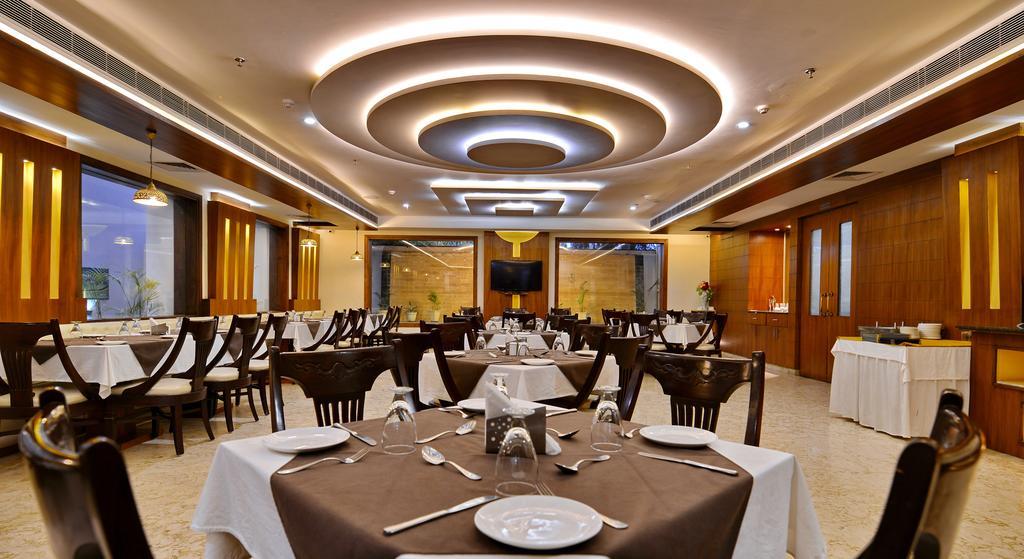 Hotel Seven Hills Tower Agra  Ngoại thất bức ảnh