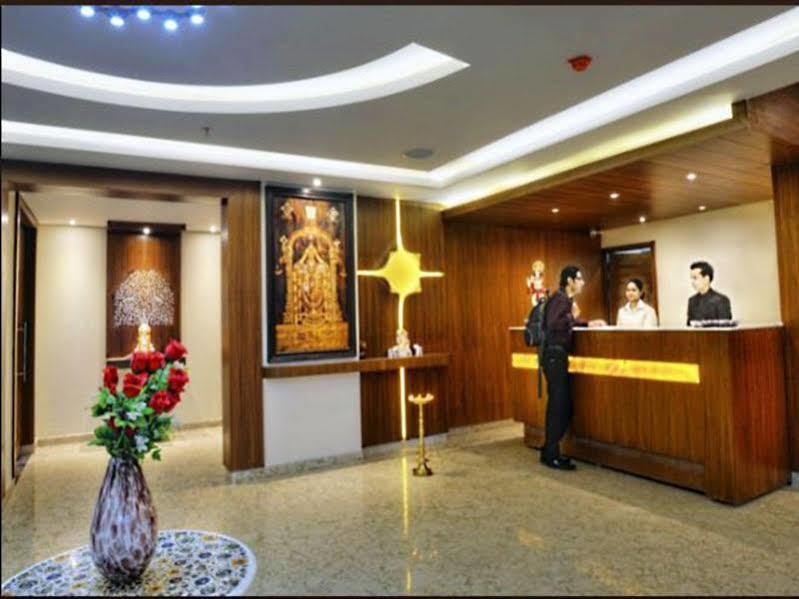 Hotel Seven Hills Tower Agra  Ngoại thất bức ảnh